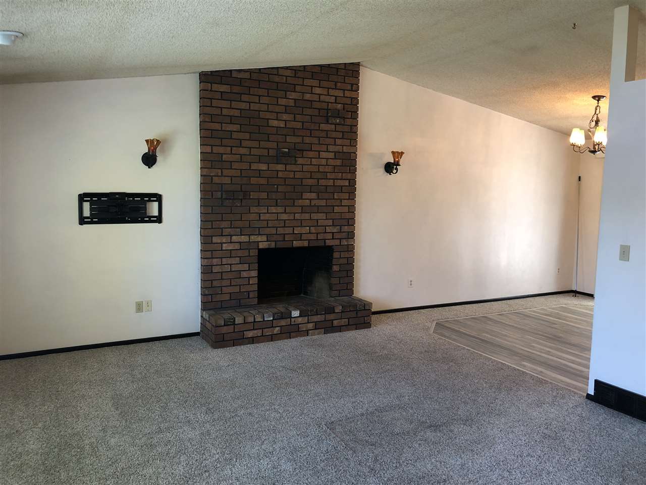 3526 South Bates Road Spokane, WA 99206 - Photo 3 of 18 Gallery Image 3