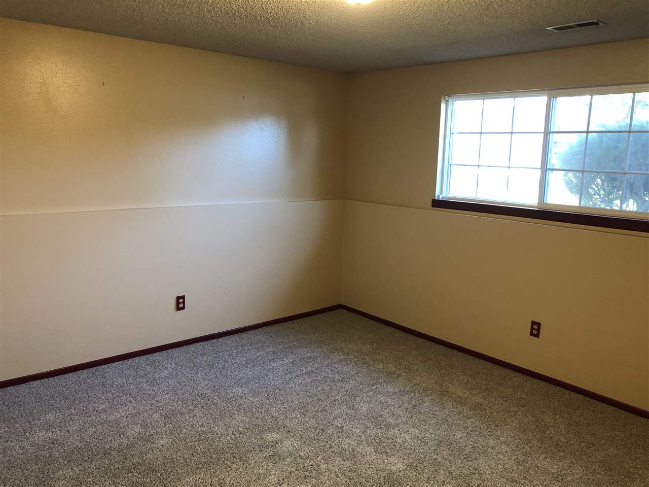 3526 South Bates Road Spokane, WA 99206 - Photo 7 of 18 Gallery Image 7