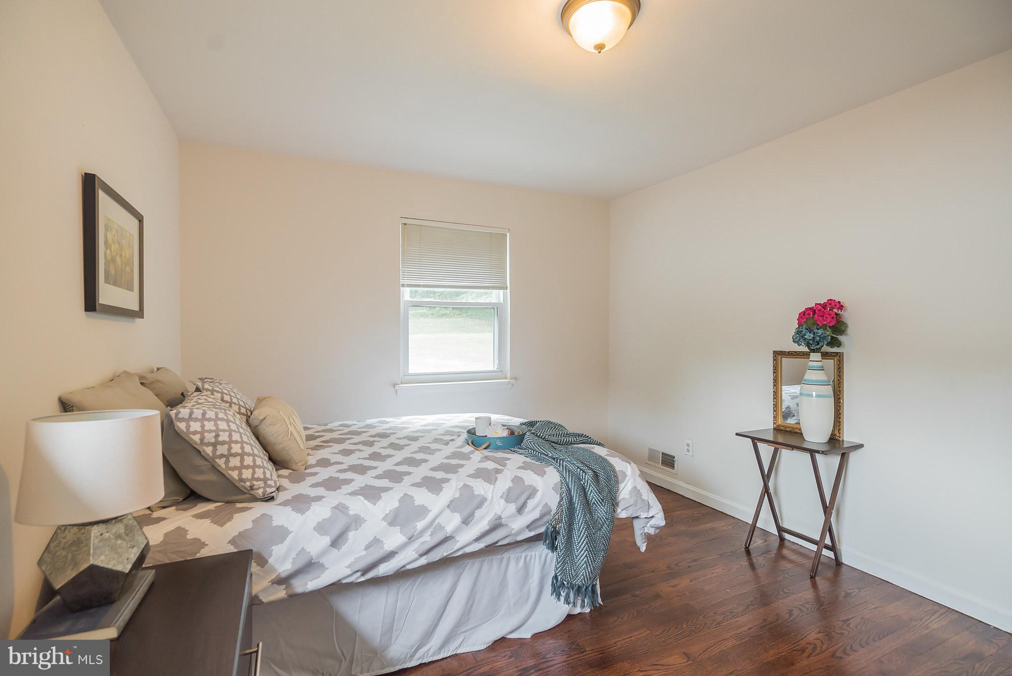 10316 Inwood Avenue Silver Spring, MD 20902 - Photo 18 of 29 Bedroom