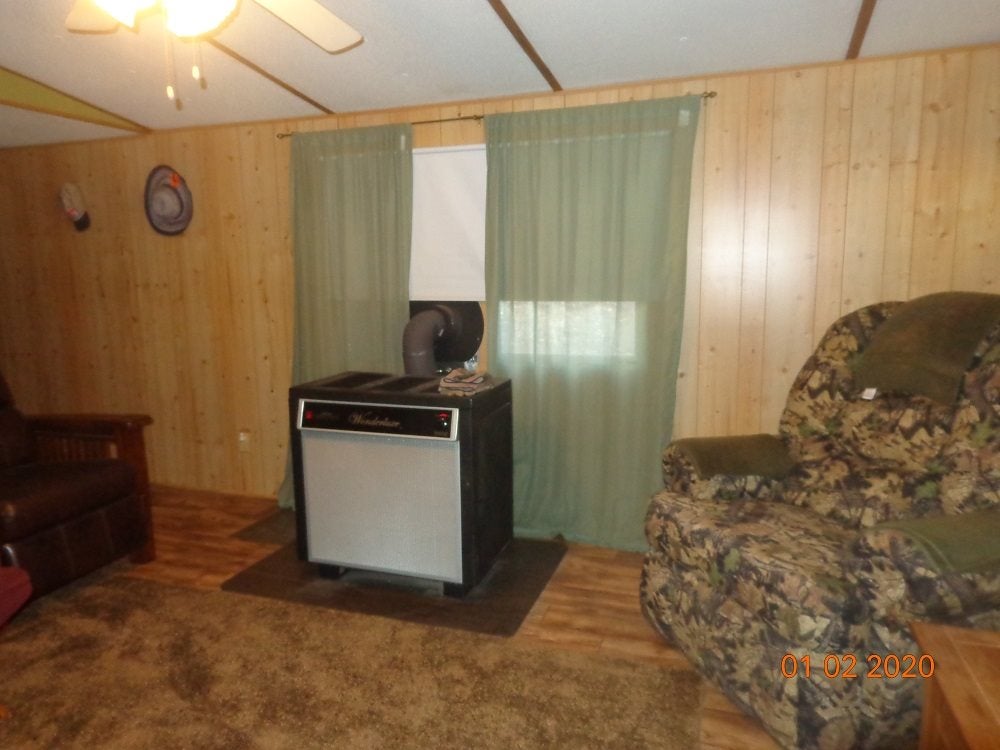 586 Deephole Branch Road Genoa, WV 25517 - Photo 4 of 19 Gallery Image 4