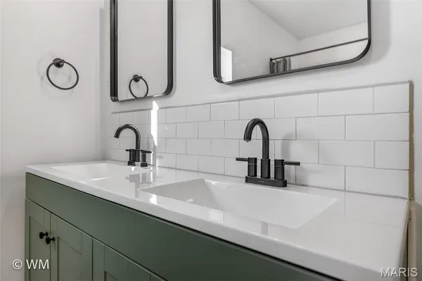 $230,000 | 16245 Badger Road, Richland, MO 65556