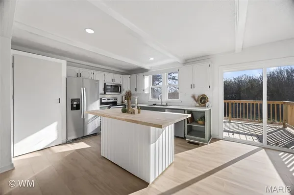 $230,000 | 16245 Badger Road, Richland, MO 65556