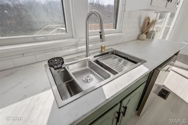 $230,000 | 16245 Badger Road, Richland, MO 65556