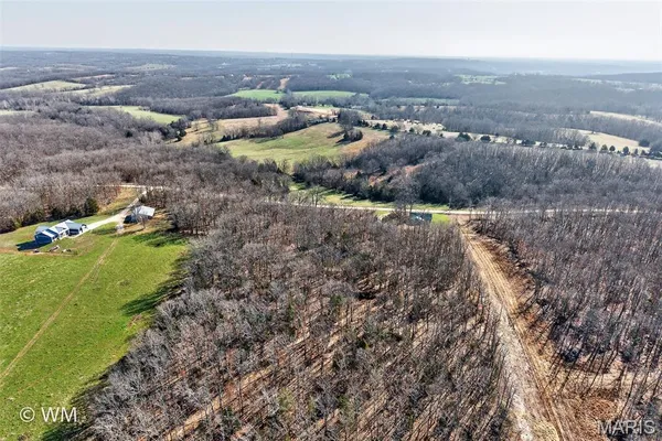 $230,000 | 16245 Badger Road, Richland, MO 65556