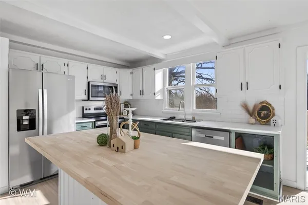 $230,000 | 16245 Badger Road, Richland, MO 65556