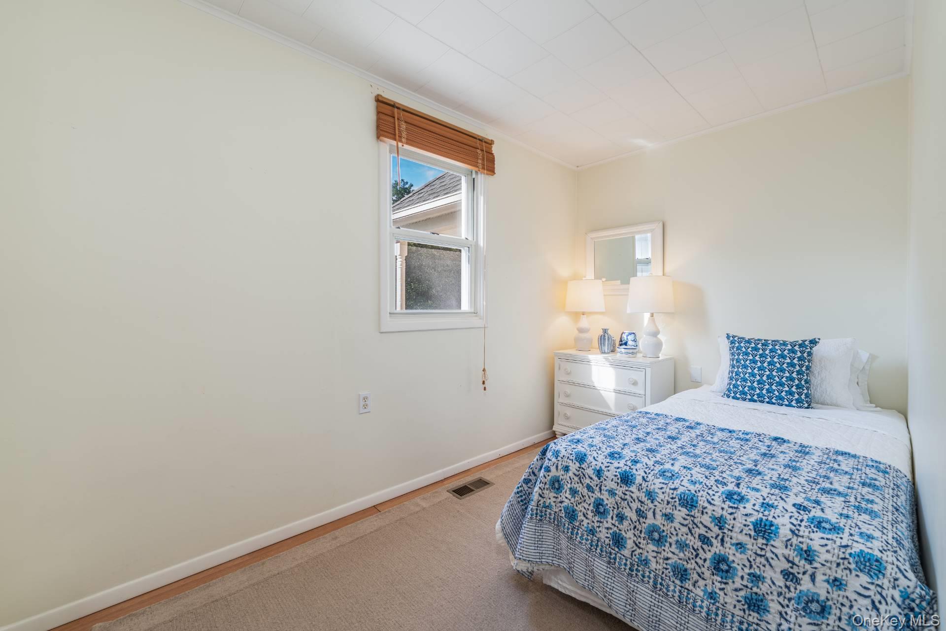 2380 South Harbor Road Southold, NY 11971 - Photo 8 of 18 2380 South Harbor Road