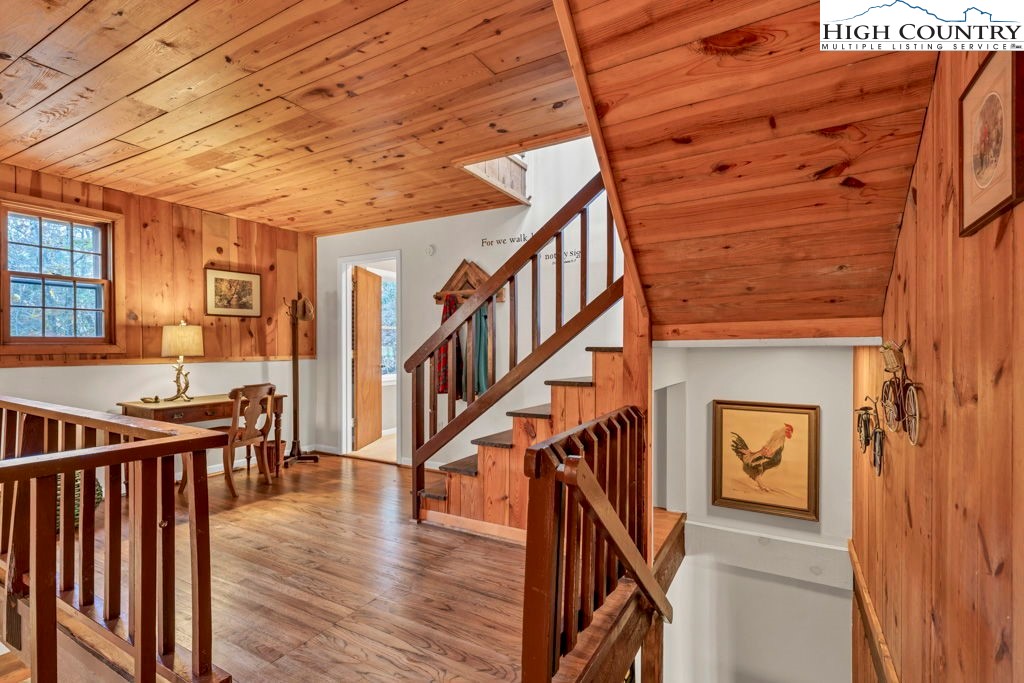 3209 Howard's Creek Road Boone, NC 28607 - Photo 14 of 32 Gallery Image 14