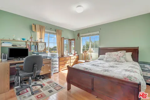 $1,299,000 | 448 West 64th Street, Inglewood, CA 90302