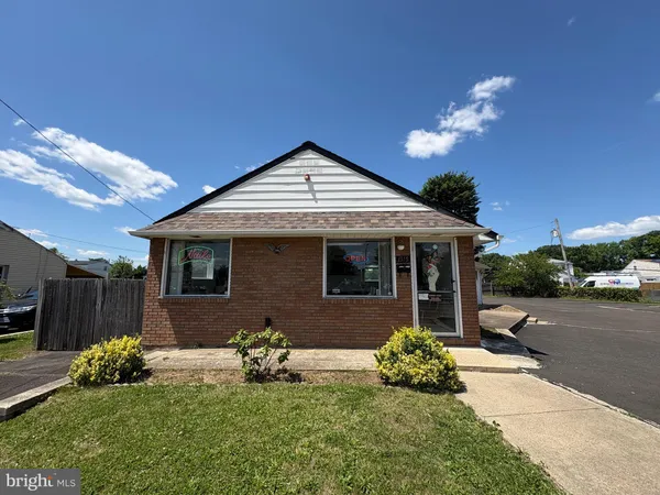 $550,000 | 1315 Veteran Highway, Bristol, PA 19007
