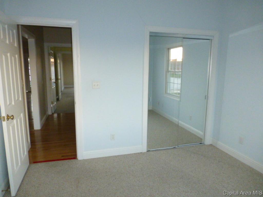 1808 Old Ivy Drive Springfield, IL 62711 - Photo 17 of 23 Gallery Image 17