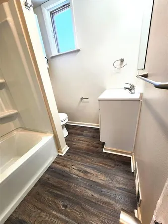 $750 | 249 East 15th Avenue, Unit 2, Homestead, PA 15120