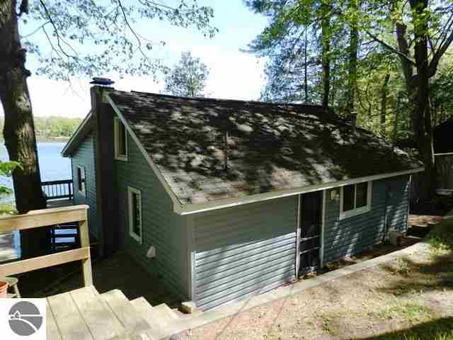 4403 Greilick Road Traverse City, MI 49696 - Photo 38 of 47 1801754-37.JPG