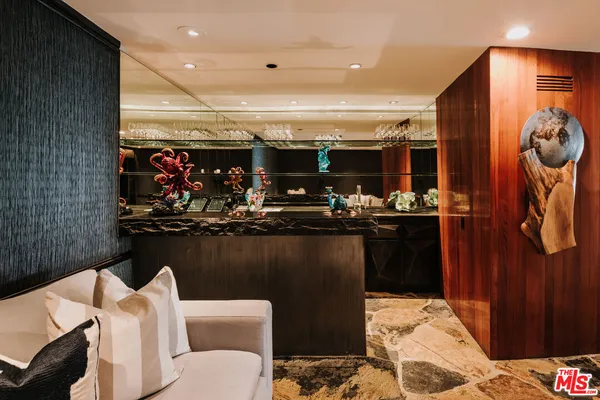 $28,750,000 | 23614 Malibu Colony Road, Malibu, CA 90265