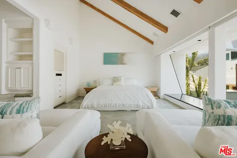 $28,750,000 | 23614 Malibu Colony Road, Malibu, CA 90265