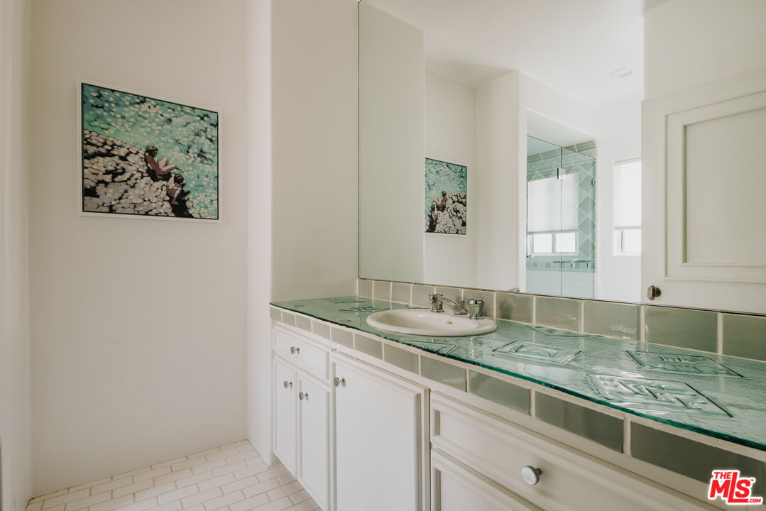 23614 Malibu Colony Road Malibu, CA 90265 - Photo 21 of 36