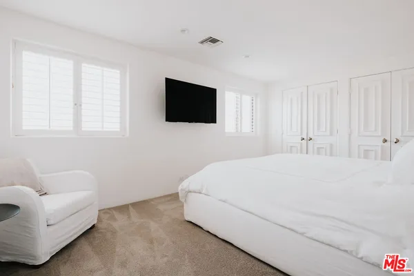 $28,750,000 | 23614 Malibu Colony Road, Malibu, CA 90265