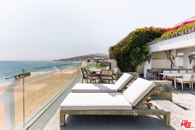 $28,750,000 | 23614 Malibu Colony Road, Malibu, CA 90265