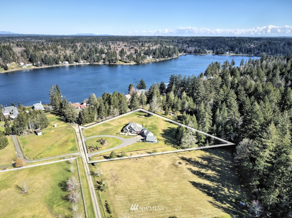 160 Southeast Stotsbery Road Shelton, WA 98584 - Photo 4 of 39 Gallery Image 4
