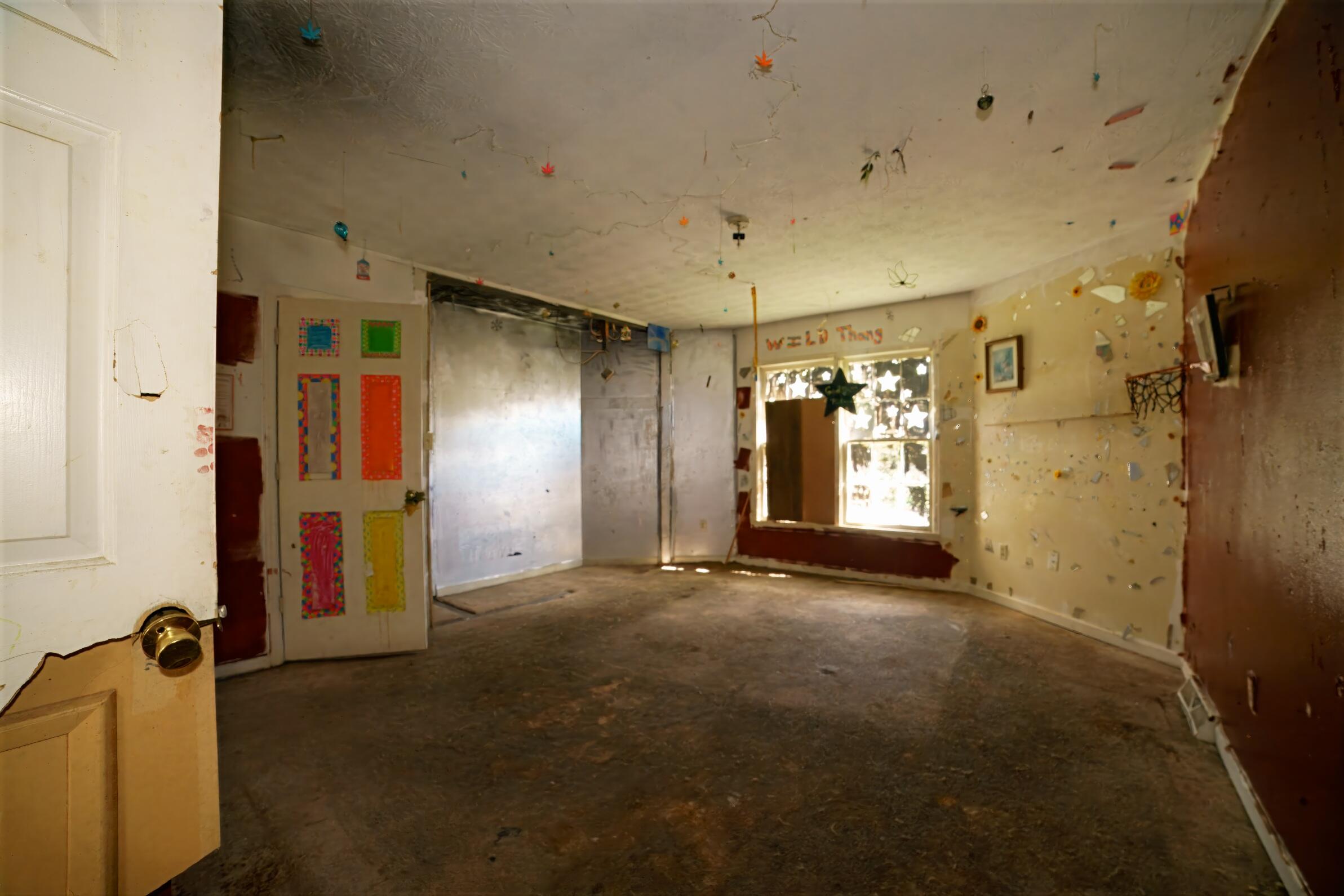 332 East Prospect Street Covington, VA 24426 - Photo 12 of 54 a view of a livingroom with a staircase