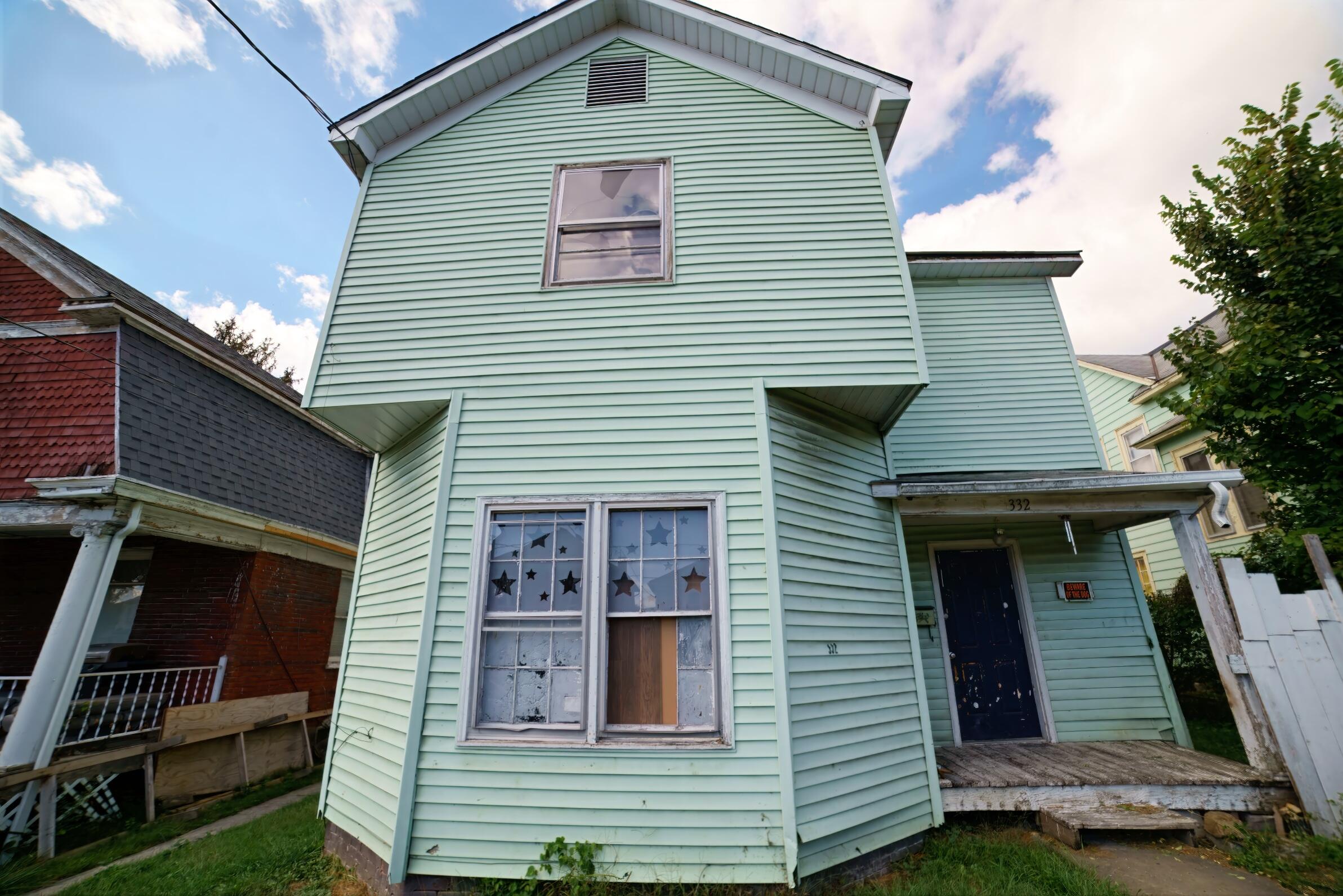 332 East Prospect Street Covington, VA 24426 - Photo 2 of 54 _DSC4506