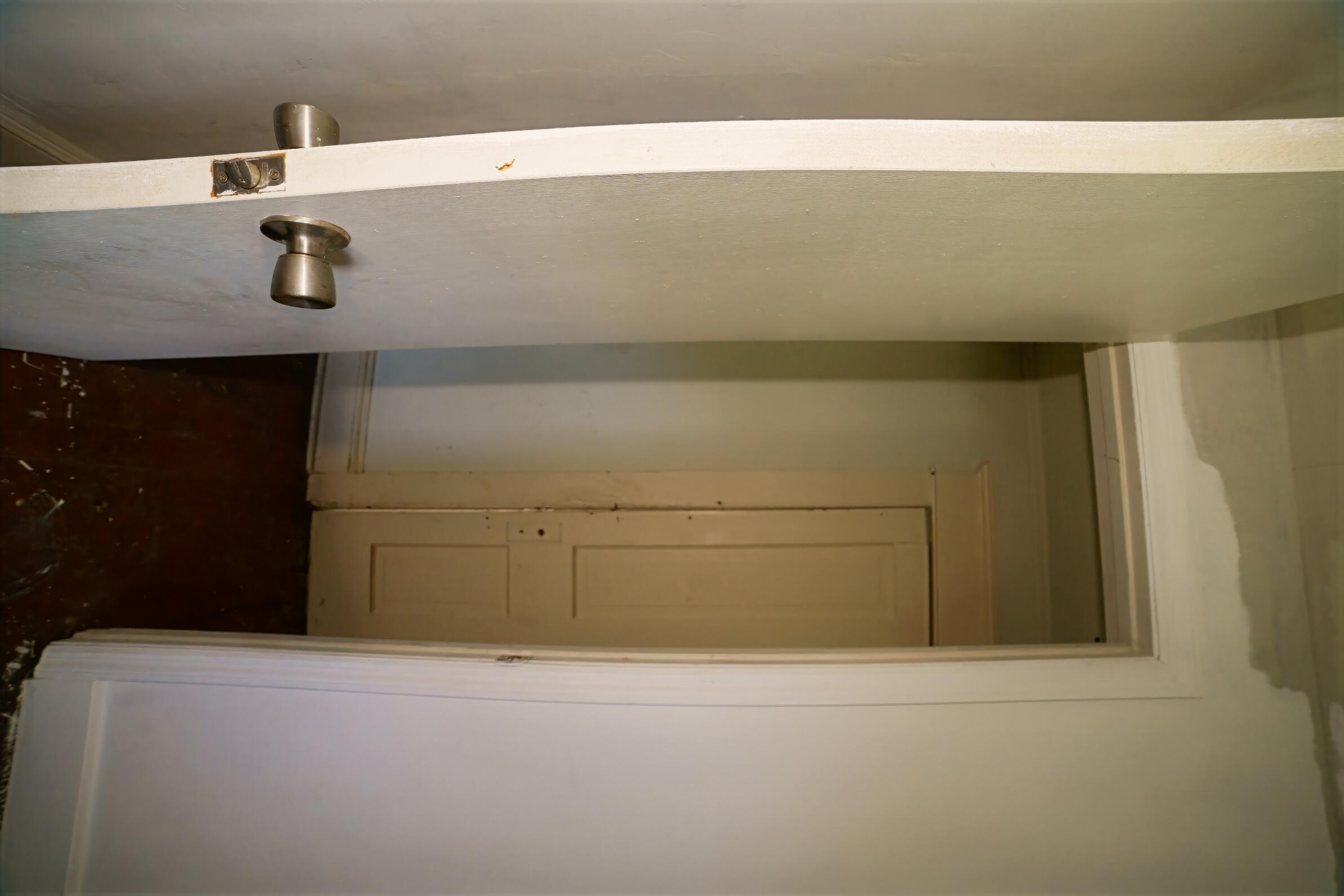 332 East Prospect Street Covington, VA 24426 - Photo 41 of 54 a view of cabinet