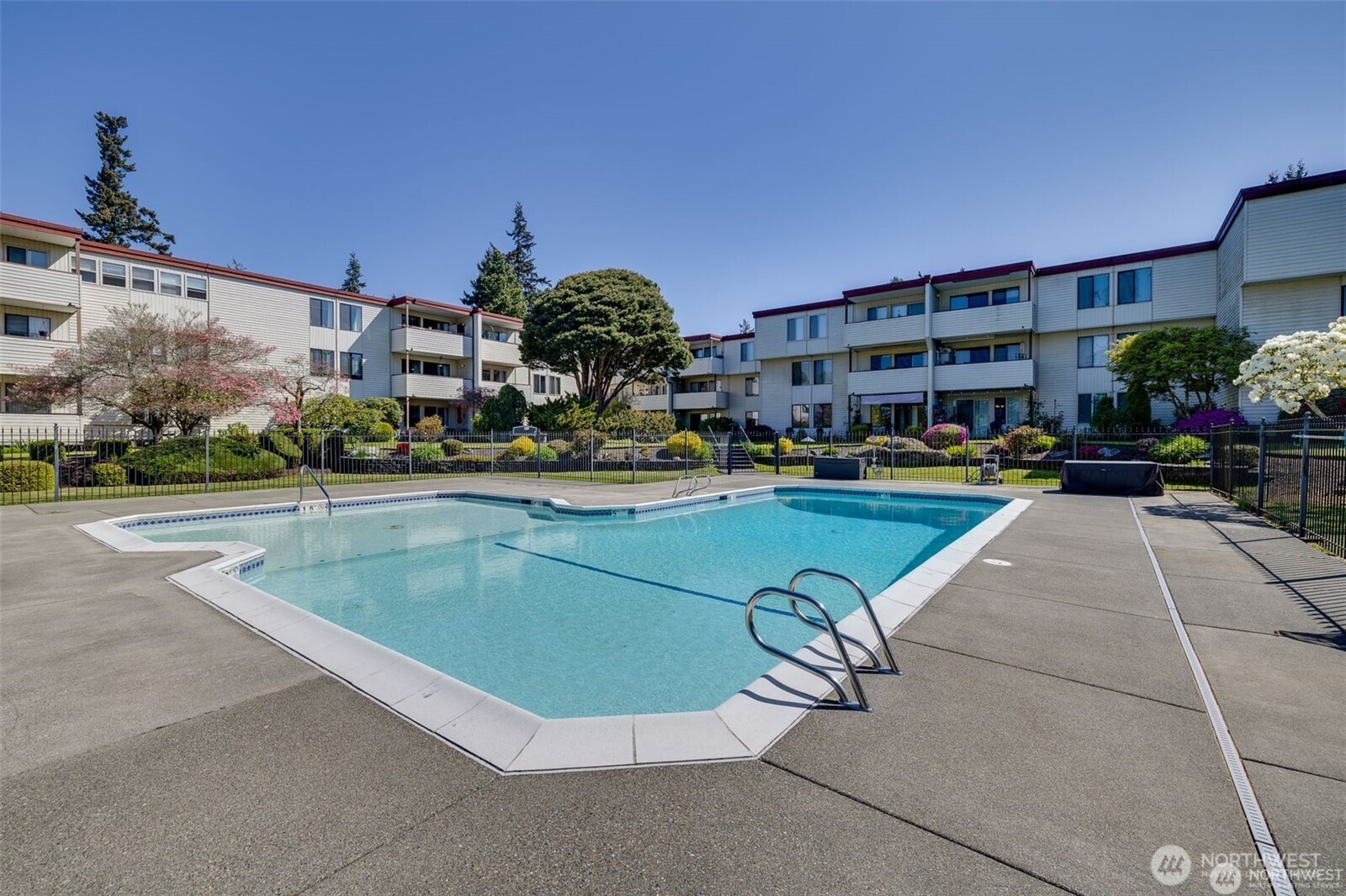 8516 196th Street Southwest, Unit 105 Edmonds, WA 98026 - Photo 36 of 40 Gallery Image 36