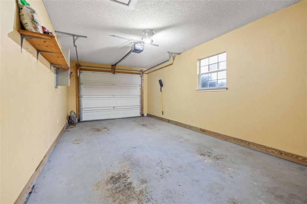 226 Chestnut Avenue Demorest, GA 30535 - Photo 26 of 47 a view of a garage