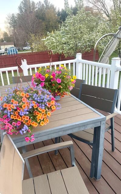 210 South Jackson Road Ludington, MI 49431 - Photo 23 of 40 Outdoors