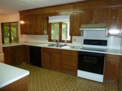 1972 Angle Plantation Road Rocky Mount, VA 24151 - Photo 10 of 33 Kitchen