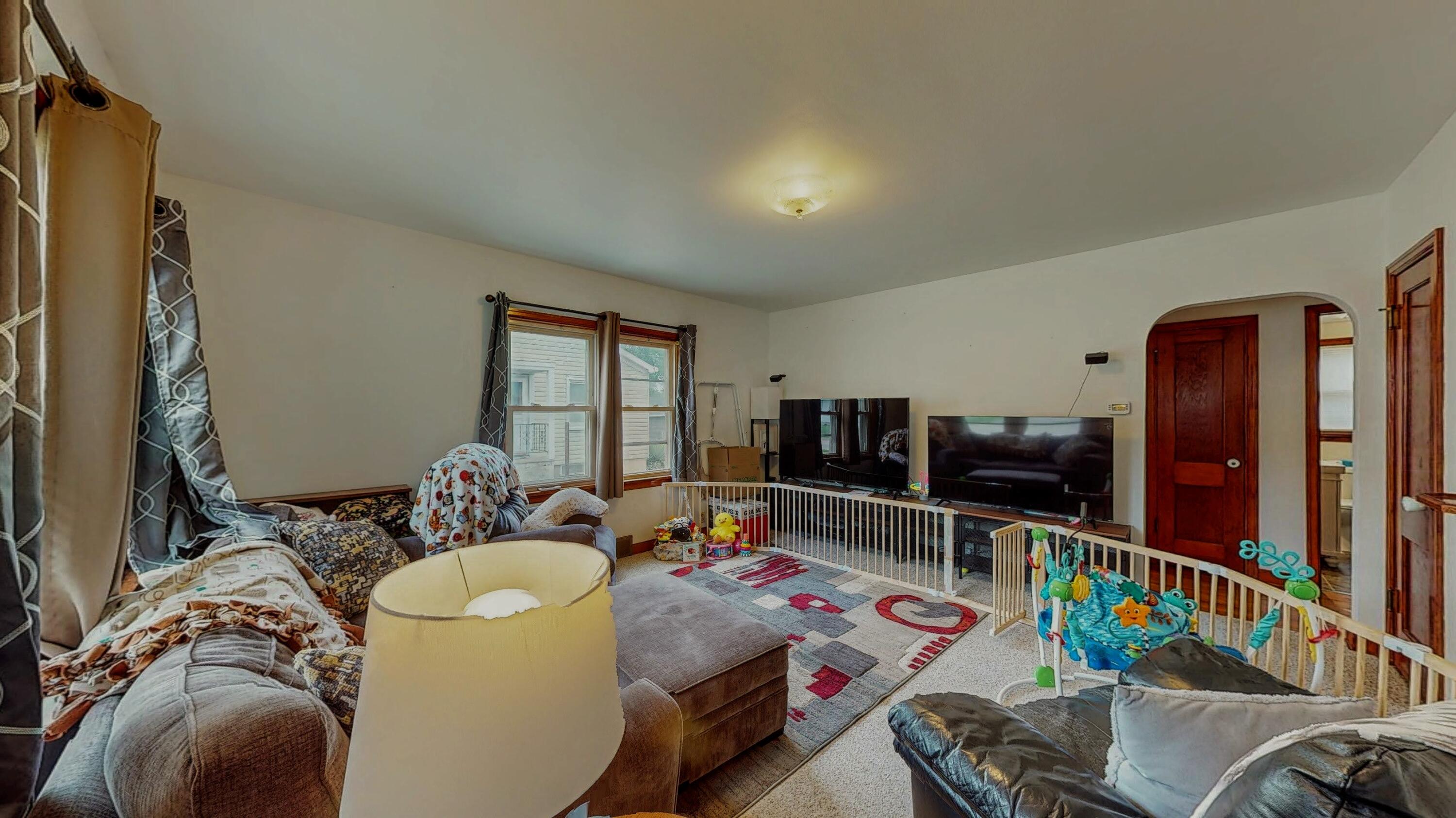 604 East Racine Street Jefferson, WI 53549 - Photo 14 of 44 604-East-Racine-Street-09012026_175939