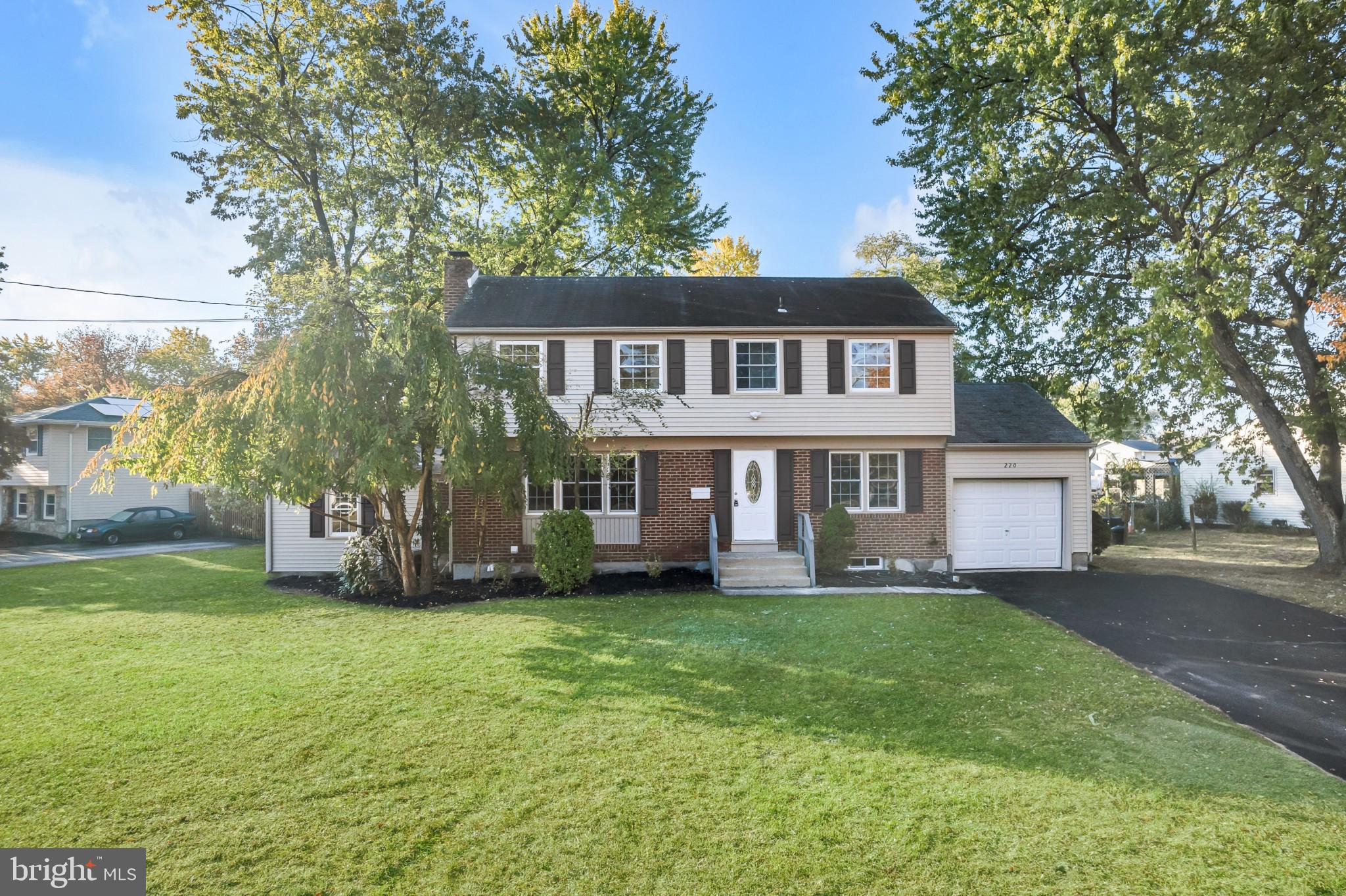 220 Stevenson Avenue Beverly, NJ 08010 - Photo 1 of 48