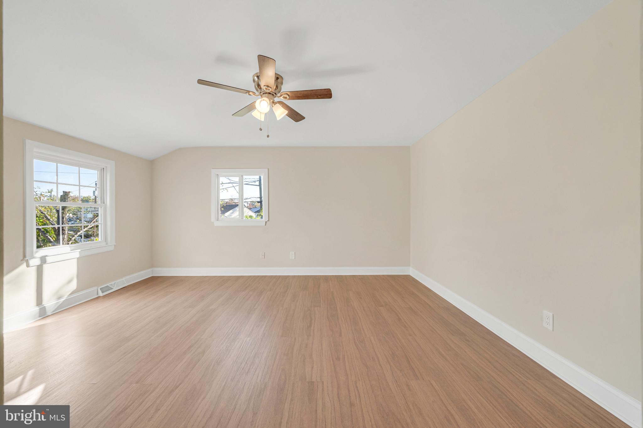 220 Stevenson Avenue Beverly, NJ 08010 - Photo 15 of 48