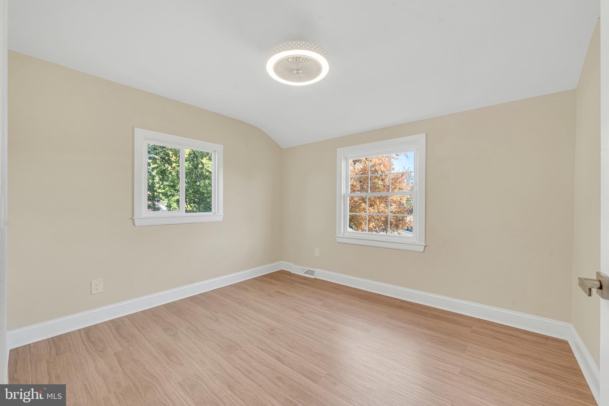 220 Stevenson Avenue Beverly, NJ 08010 - Photo 19 of 48