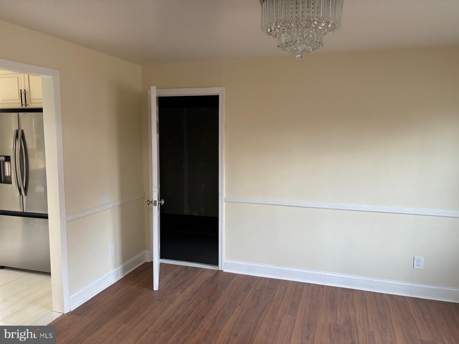 220 Stevenson Avenue Beverly, NJ 08010 - Photo 10 of 48