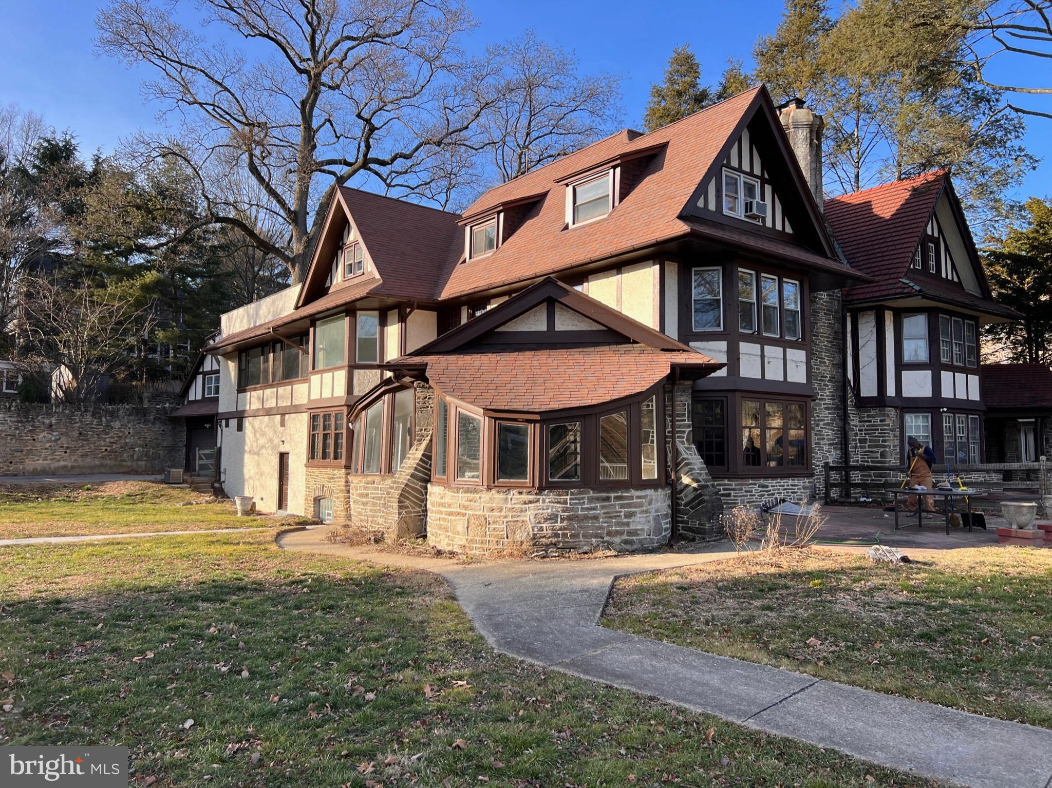 6640 Lincoln Drive, Philadelphia, PA 19119 Compass