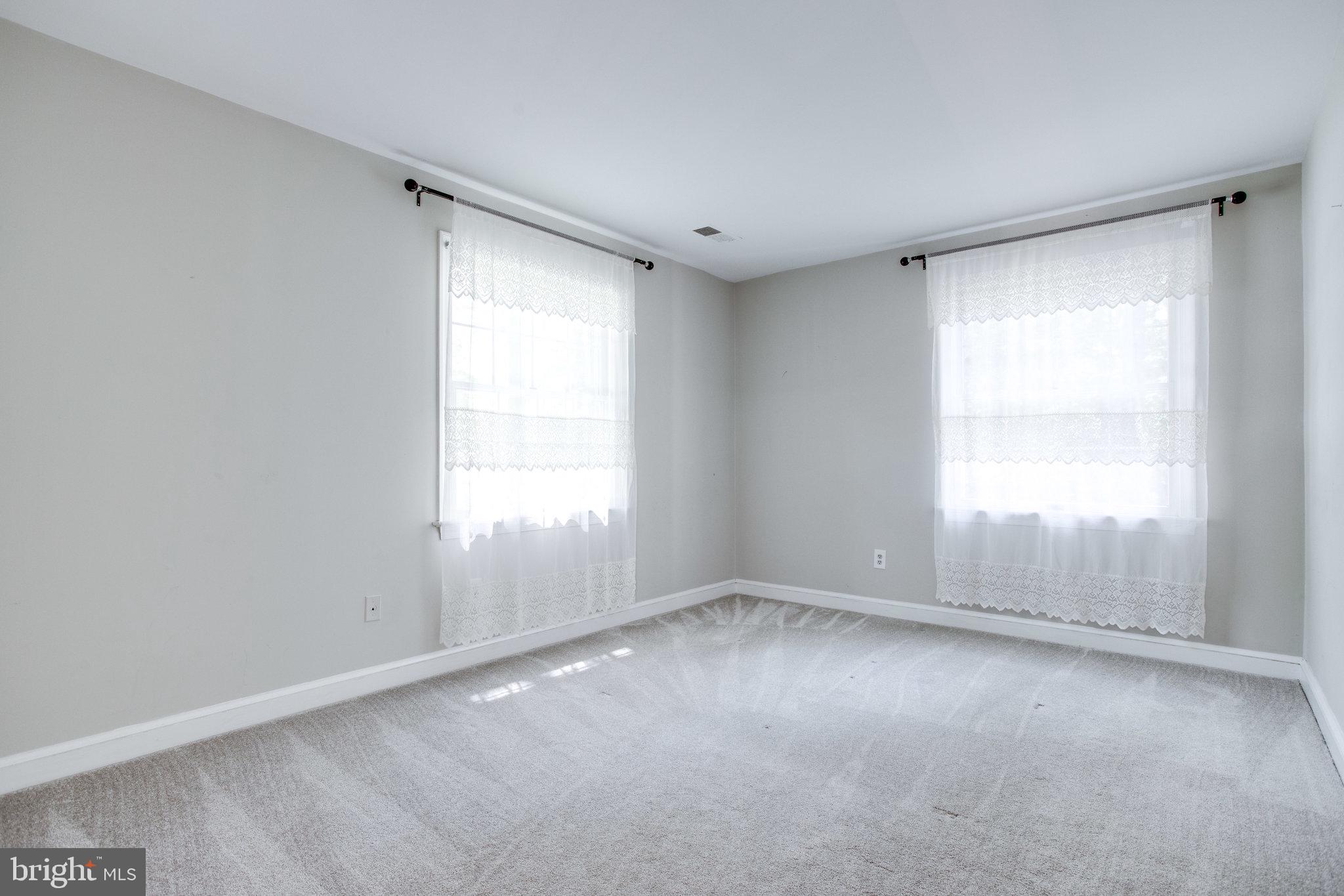8500 Brook Road McLean, VA 22102 - Photo 29 of 59 an empty room with a window