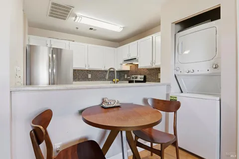 $359,000 | 240 Seagull Row, Novato, CA 94945