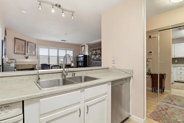 $359,000 | 240 Seagull Row, Novato, CA 94945