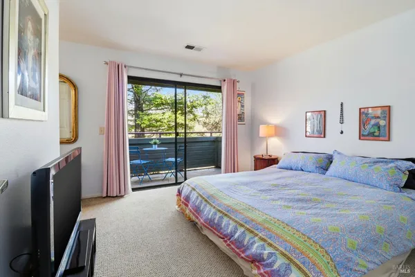 $359,000 | 240 Seagull Row, Novato, CA 94945