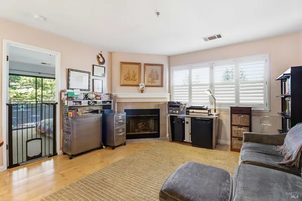 $359,000 | 240 Seagull Row, Novato, CA 94945