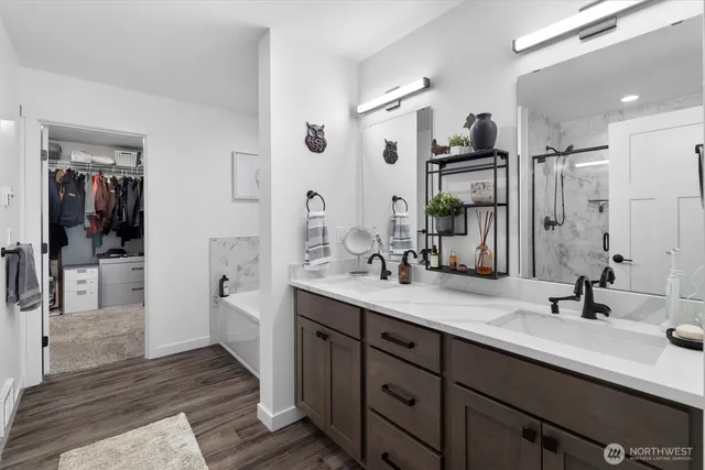 $864,900 | 12760 Country Club Place, Burlington, WA 98233