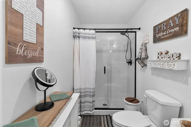 $864,900 | 12760 Country Club Place, Burlington, WA 98233