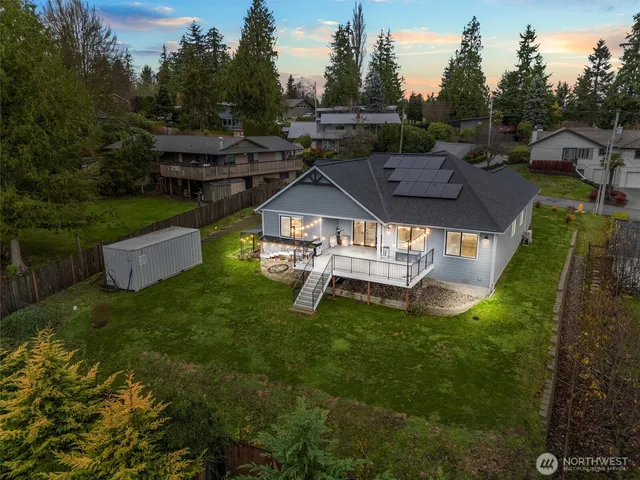 $864,900 | 12760 Country Club Place, Burlington, WA 98233