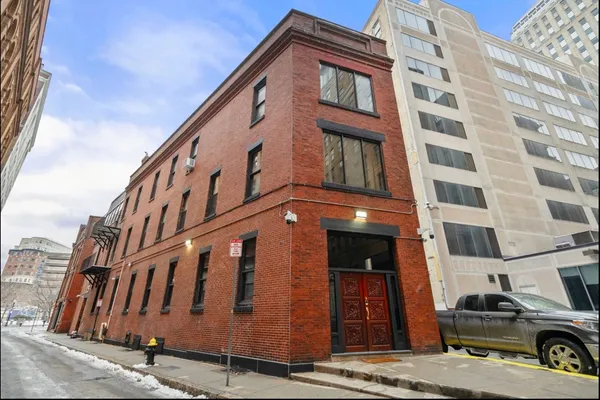 $9,000 | 19 Stanhope Street, Unit 1A, Boston, MA 02116