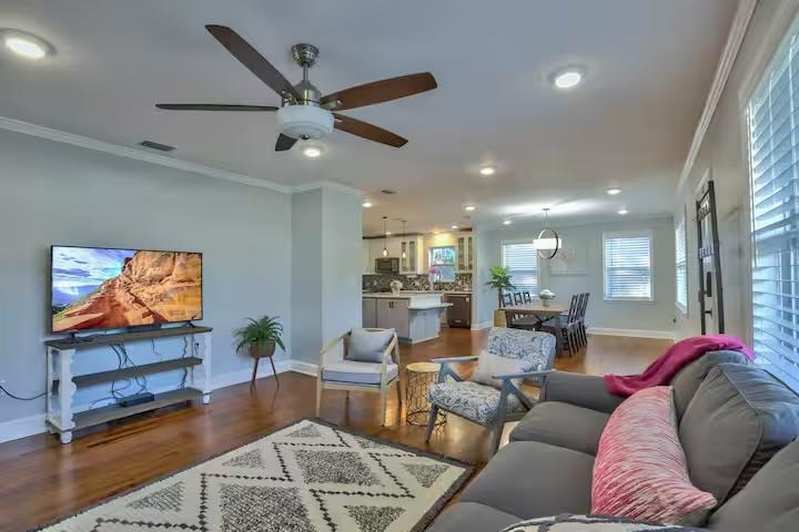 577 East Call Street Tallahassee, FL 32301 - Photo 3 of 18