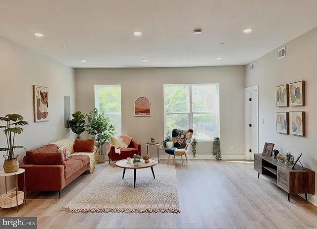 $699,000 | 1806 D Street Northeast, Unit 9, Washington, DC 20002