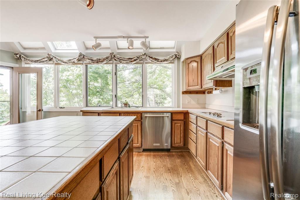 6368 Peach Tree Court Rochester Hills, MI 48306 - Photo 25 of 54