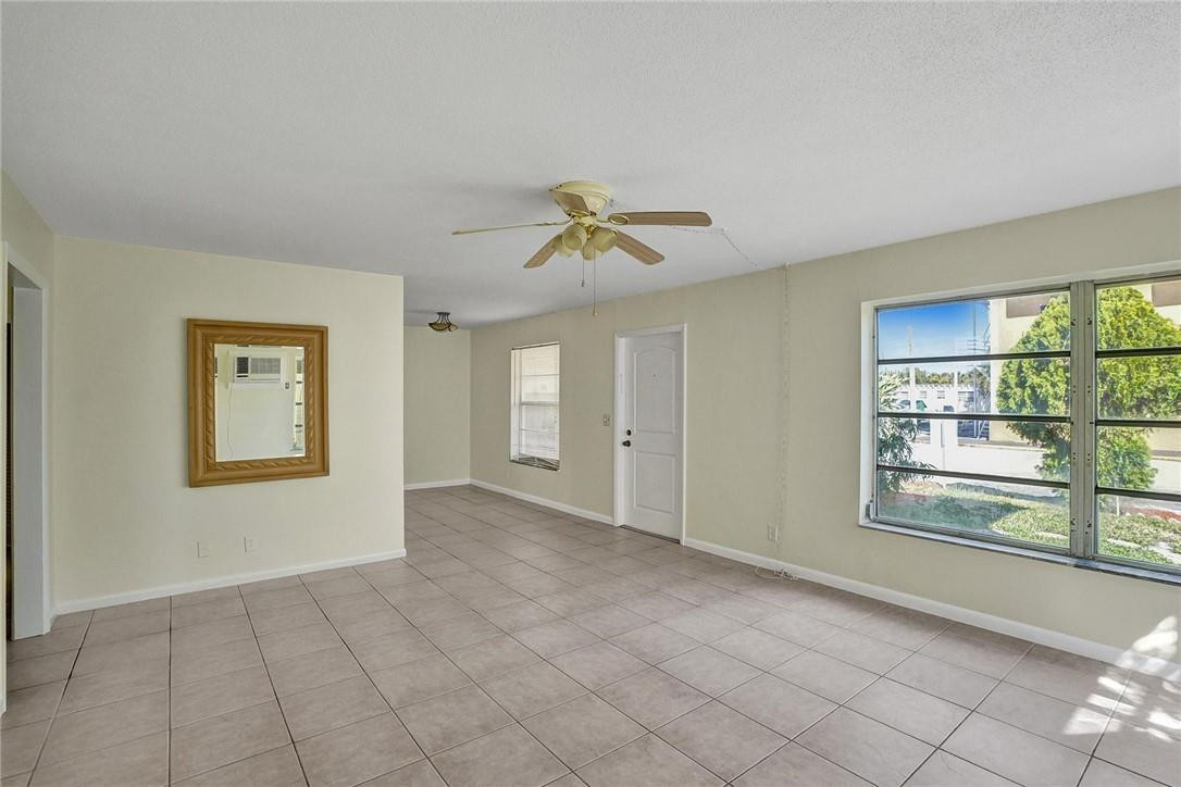 1279 Beach Road Riviera Beach, FL 33404 - Photo 17 of 66 Photo 17