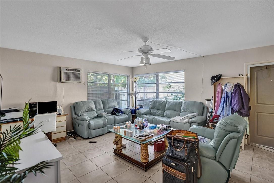 1279 Beach Road Riviera Beach, FL 33404 - Photo 33 of 66 Photo 33