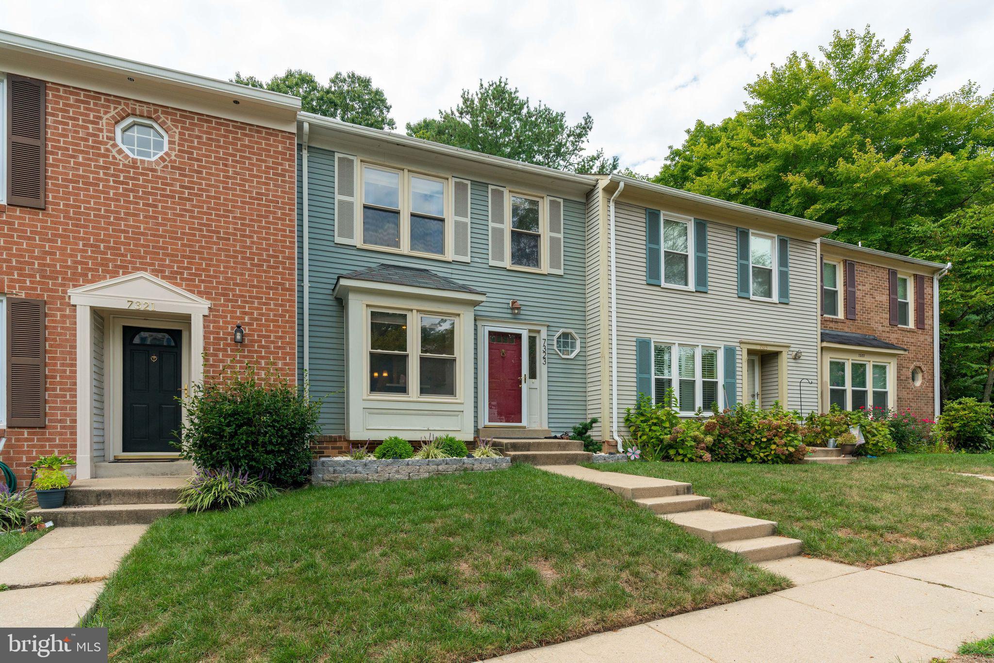7323 Stream Way Springfield, VA 22152 - Photo 2 of 49 Gallery Image 2